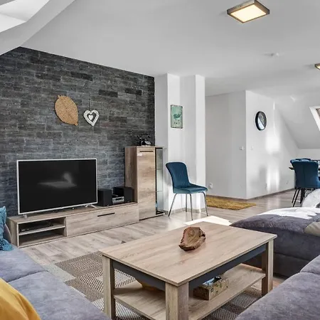 Apartmany Ctyrlistek Loucna pod Klinovcem Exterior photo