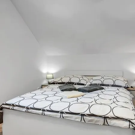 Apartmany Ctyrlistek Loucna pod Klinovcem Exterior photo